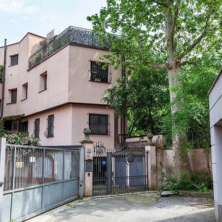 Duplex Luminoso In Zona Residenziale Lägenhet Milano Exteriör bild